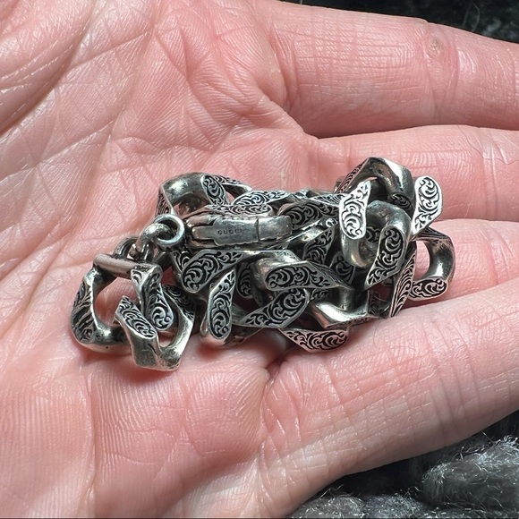 work doesn’t let me wear it, yes authentic, will send receipts etc. 450 obo - Picture 4 of 7